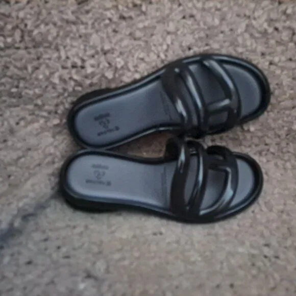 MELISSA x TELFAR Jelly Slide-Black-Size 39/8 US-Near Mint